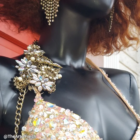 Prom Pageant Homecoming Dress - Picture 8 of 16